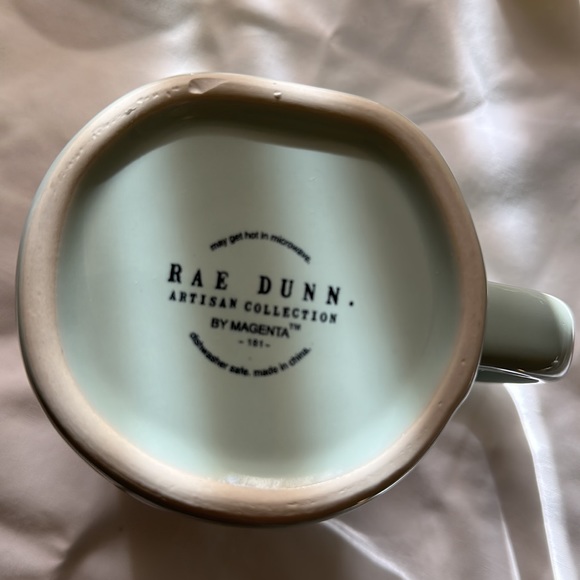 💖Rae Dunn “DREAM BIG” Mug - Picture 2 of 2